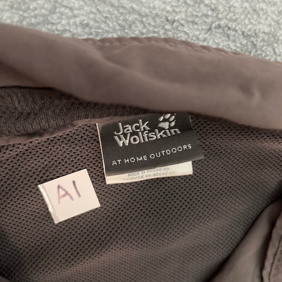 Jack Wolfskin Button Longsleeve Shirt Mens Large Outdoors Fishing Hiking UV - Picture 2 of 9